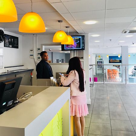 Ibis Styles London Excel Londres Exterior foto