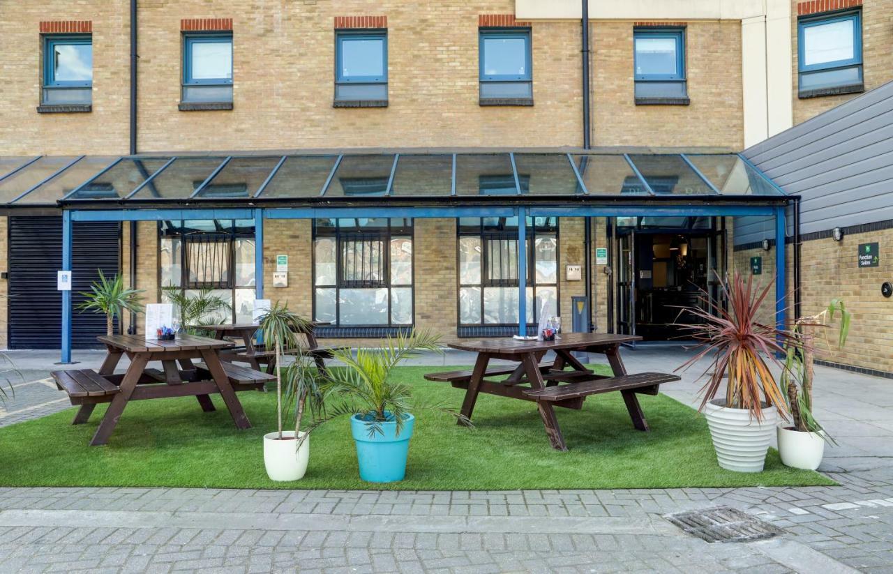 Ibis Styles London Excel Londres Exterior foto